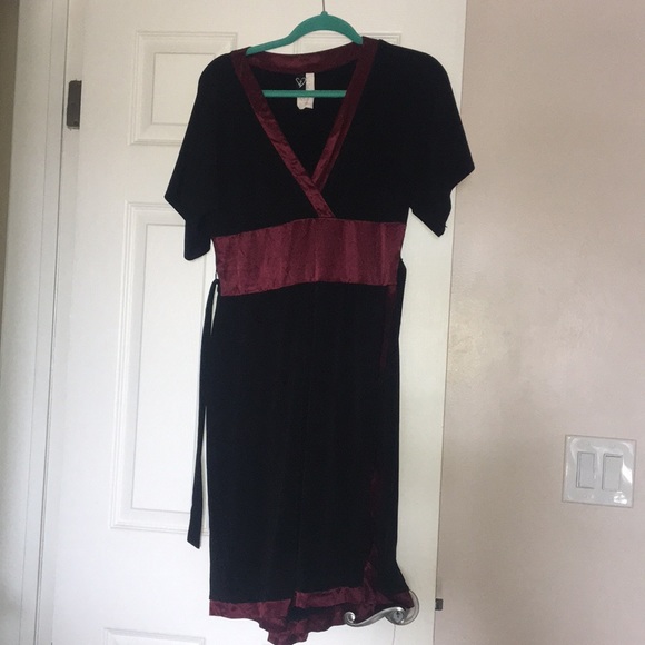 Windsor dress large - Picture 1 of 1